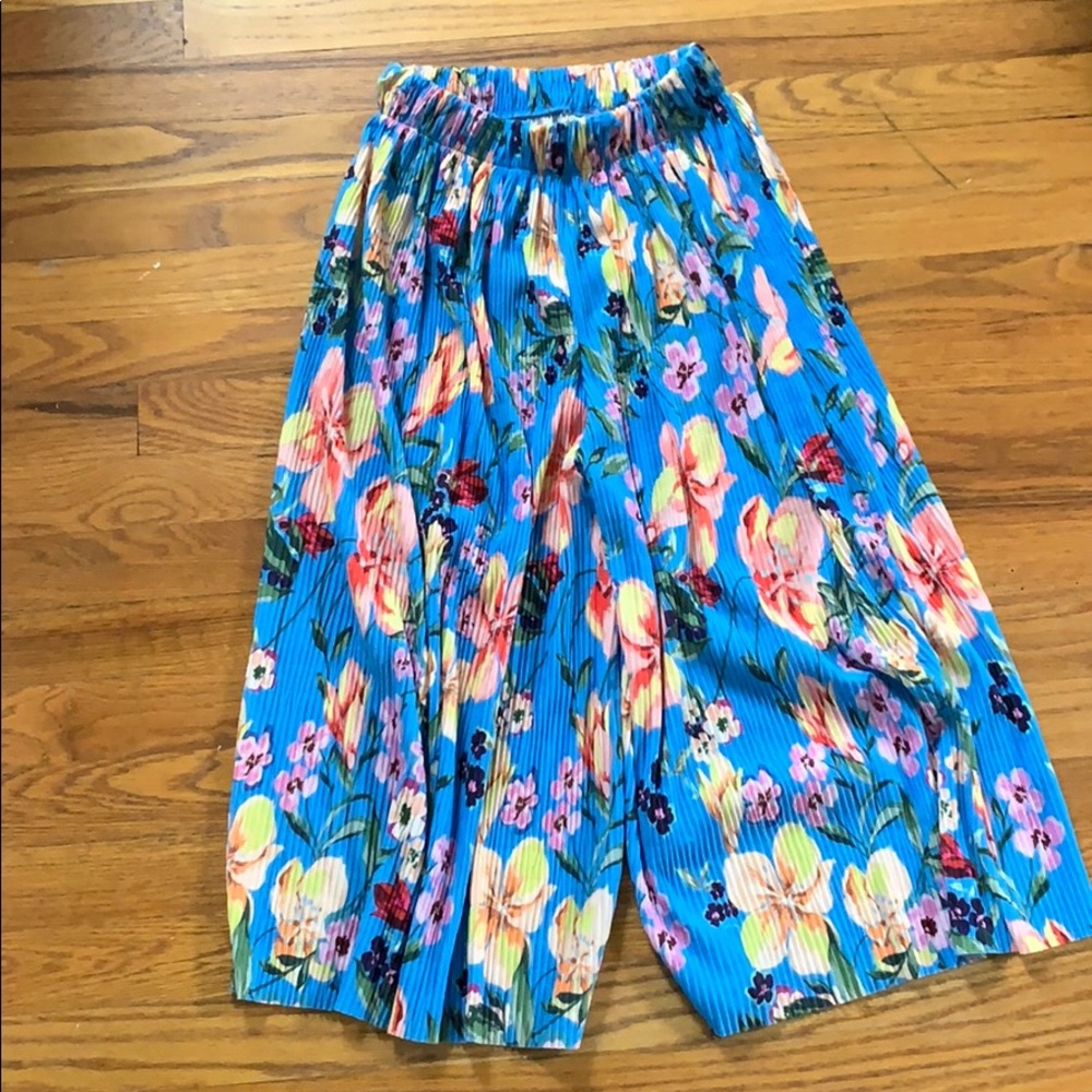Zara girl’s flowy floral pants